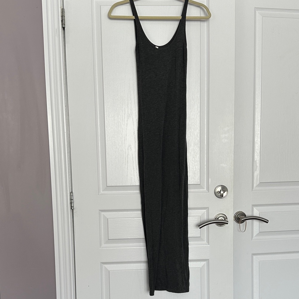 Elegant Dark Grey Maxi Dress